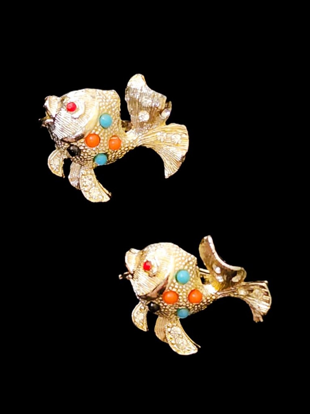 Vintage 1950s Gold Tone Koi Fish Scatter Pins - Set of 2